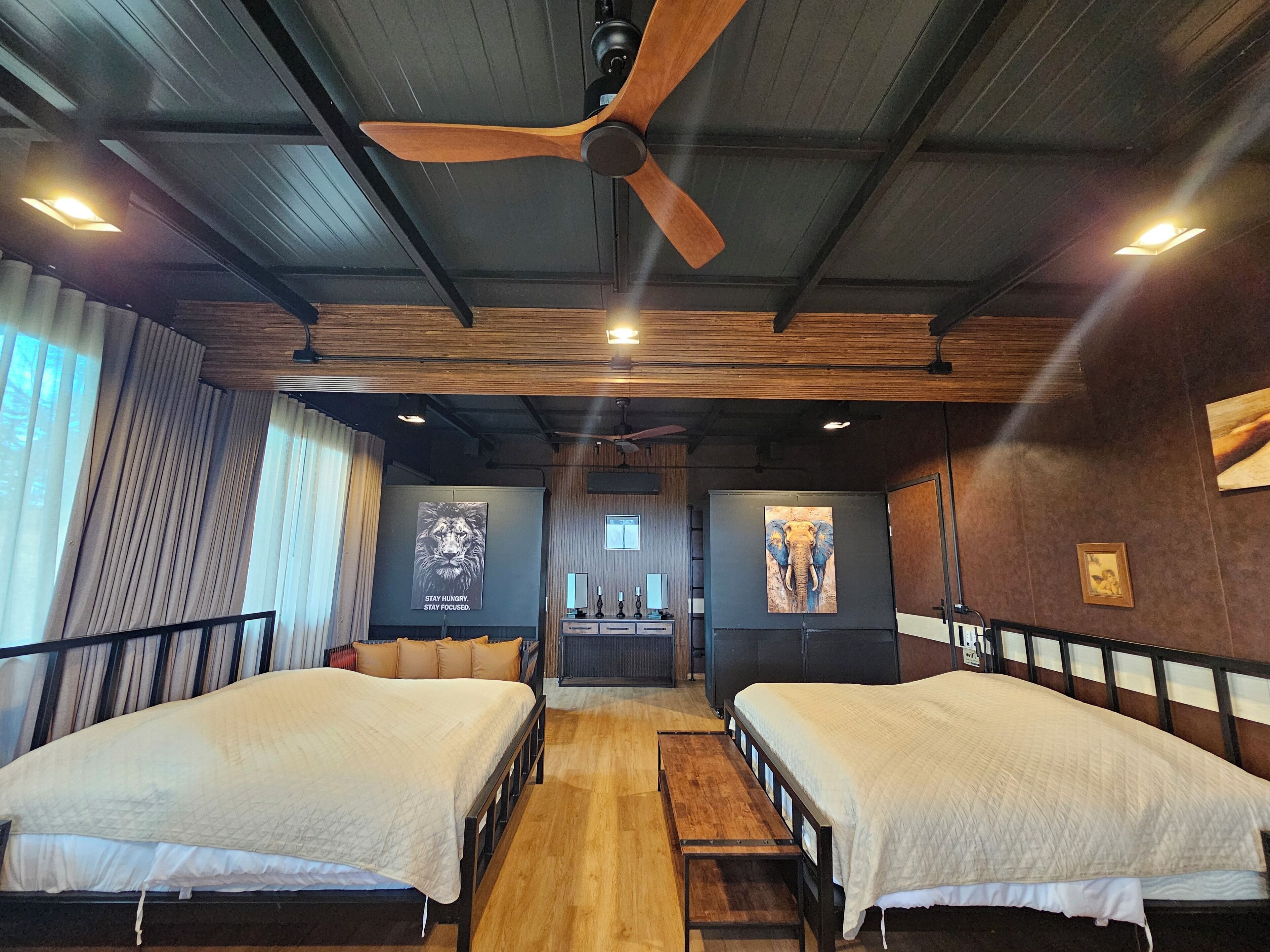 Chambre Familiale, vue montagne | Bureau, Wi-Fi gratuit, draps fournis