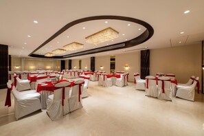 Banquet hall - Hotel Kingsway Continental Raipur (Raipur)