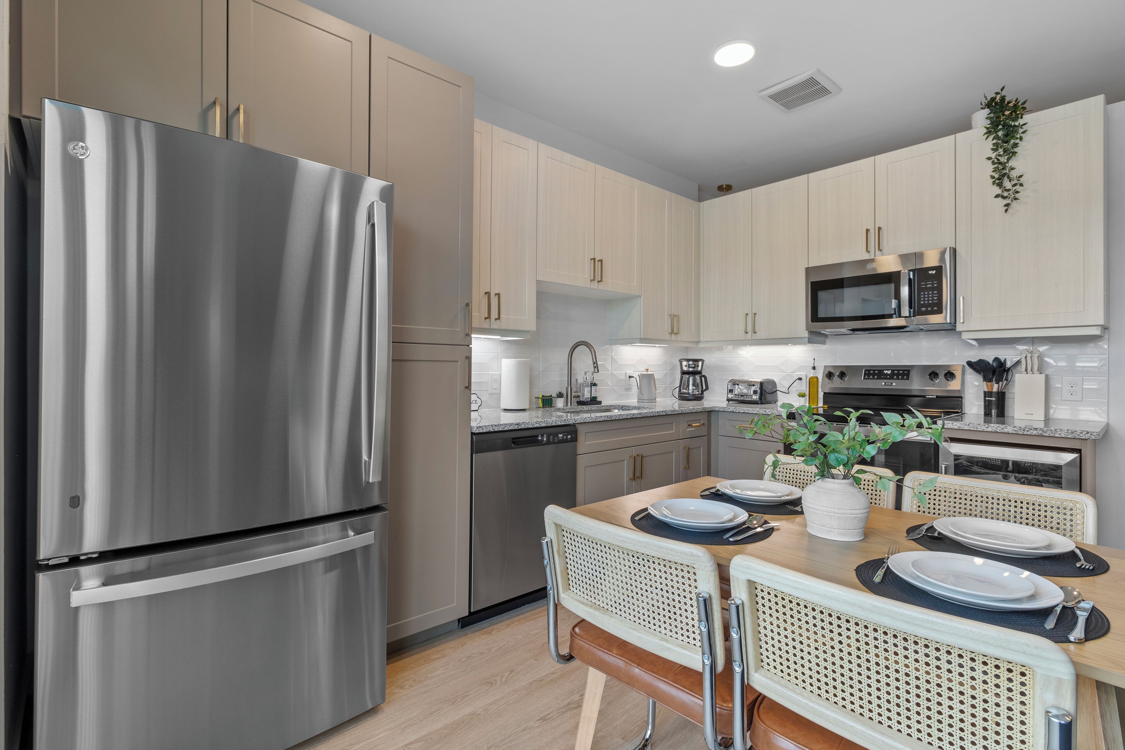Microwave, oven, stovetop, dishwasher
