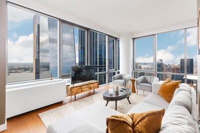 1-A Time Square Luxury Huge 2BD2bath Penthouse King Beds Amazing Views 
