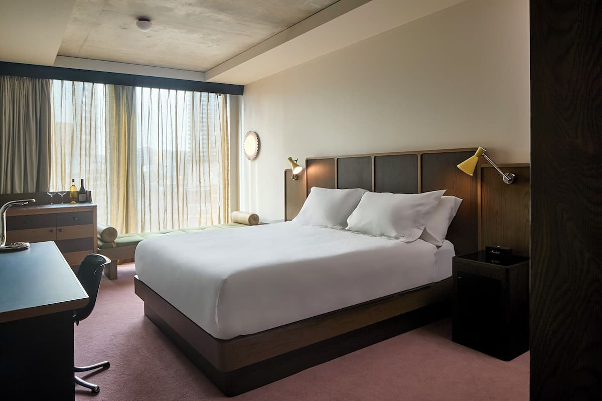 Premium bedding, minibar, in-room safe, desk