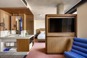 Ropa de cama de alta calidad y minibar