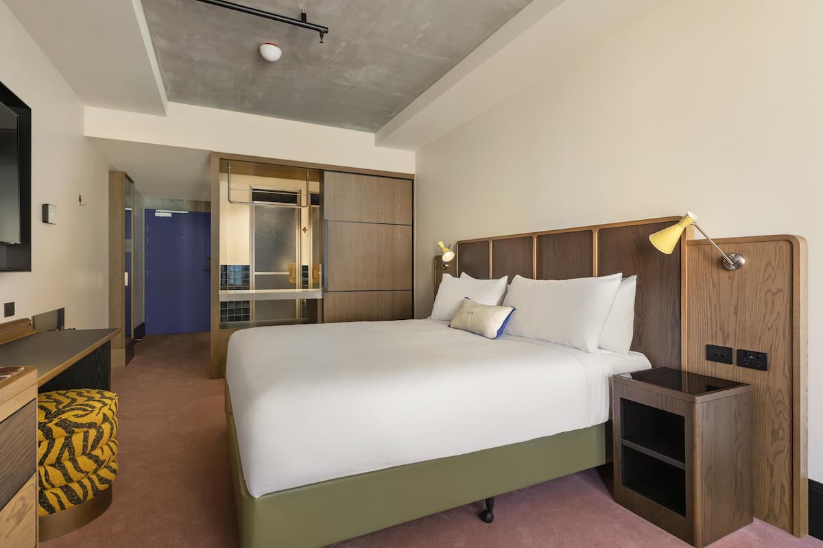 Chambre (Local) | Literie de qualité, minibar, coffre-fort, bureau