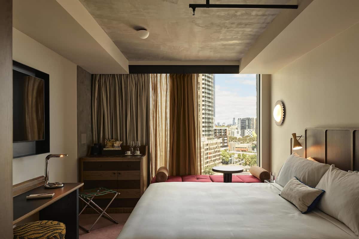 Chambre, vue ville (Traveller) | Literie de qualité supérieure, minibar, coffres-forts dans les chambres