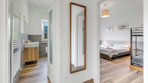 2 bedrooms, iron/ironing board, free WiFi, bed sheets - Casa Tramonti: Mountain-View with Terrace Dining, Gemonio, Italy (Gemonio)