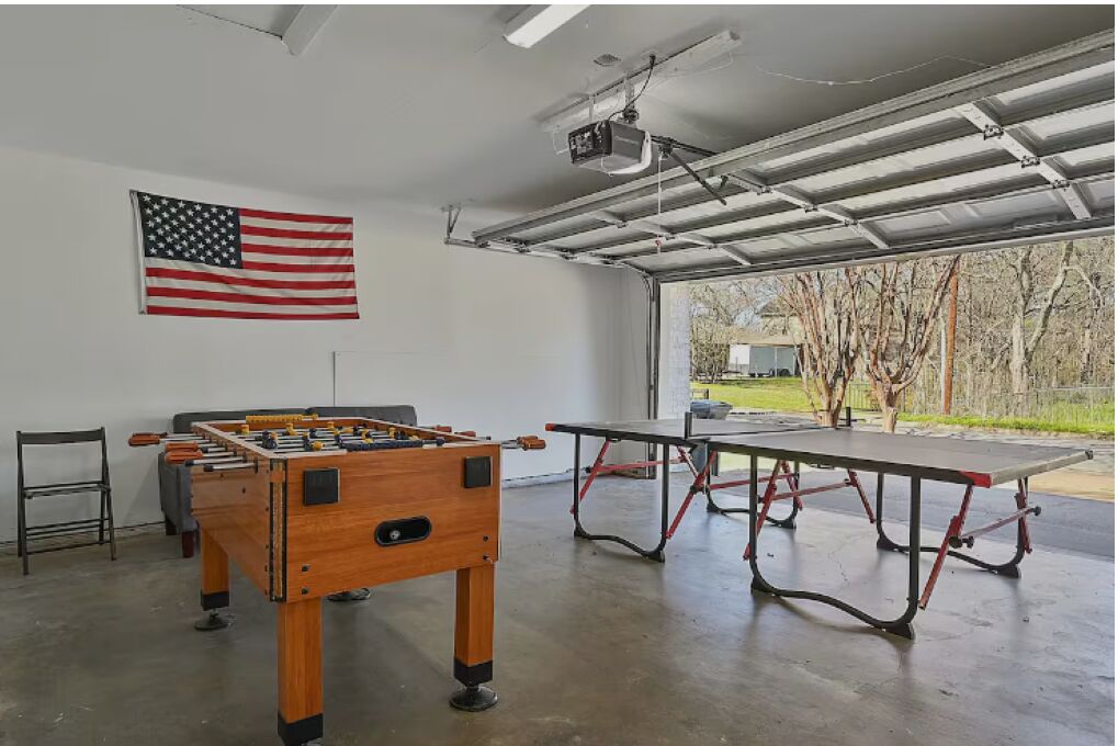 Ping pong, foosball, cornhole for entertainment