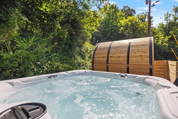 Bain à remous extérieur