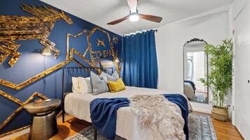 3 bedrooms, desk, iron/ironing board, free WiFi