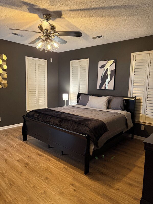 3 bedrooms, WiFi, bed sheets