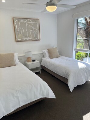 2 Schlafzimmer, Bügeleisen/Bügelbrett, Internetzugang, Bettwäsche