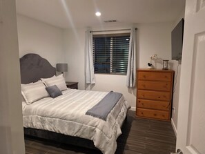 2 soverom, strykejern/-brett, wi-fi og sengetøy