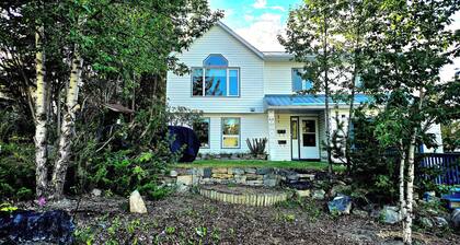 Stylish Ground-Floor Getaway in Granger â Modern Comfort & Central Location!"