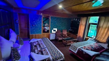 Premium Double Room, Mountain View | Egyptian cotton sheets, premium bedding, memory-foam beds, in-room safe