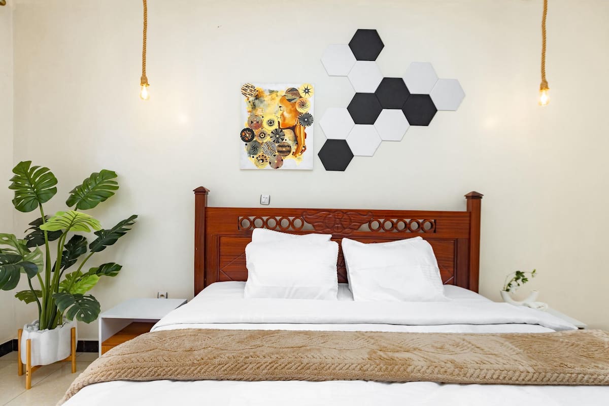 Superior-Doppelzimmer, Stadtblick | Bettwäsche aus ägyptischer Baumwolle, hochwertige Bettwaren