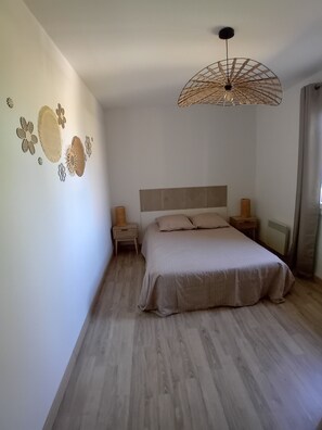 3 Schlafzimmer, Bügeleisen/Bügelbrett, kostenloses WLAN, Bettwäsche