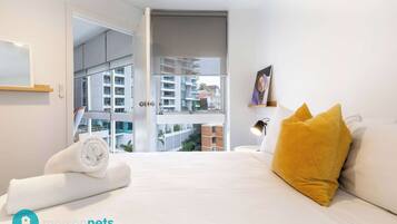 1 bedroom, desk, iron/ironing board, WiFi