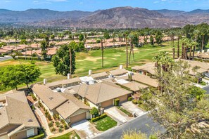 Exterior - Western Views, Monterey CC, Outdoor Dining, Pool, Spa (Palm Desert)