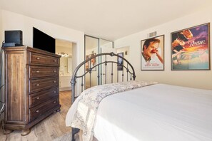 2 chambres, fer et planche à repasser, accès au Wi-Fi (inclus)