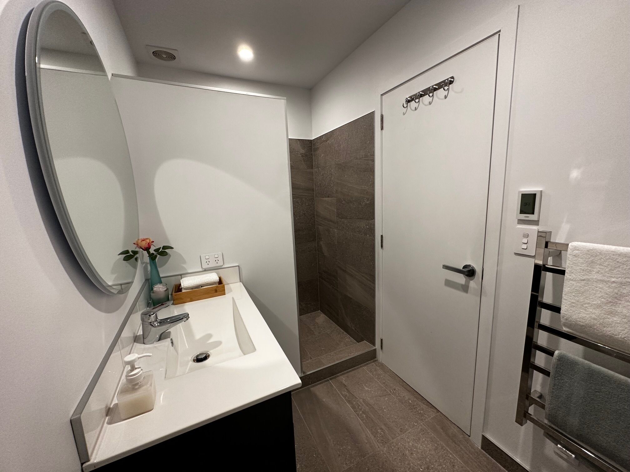 Deluxe House, Mountain View | Bathroom