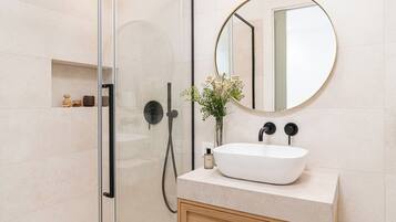 Comfort appartement, 1 slaapkamer | Badkamer