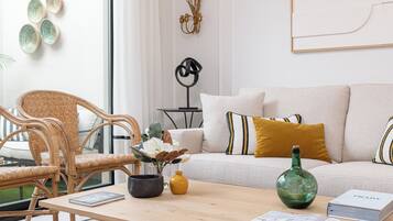 Comfort Apartment, 1 Bedroom | Living area