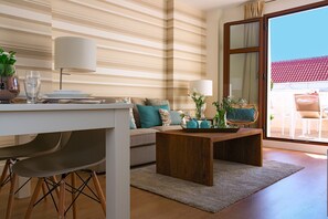 Deluxe Apartment, 2 Bedrooms, City View | Living area