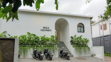 Fachada de la propiedad