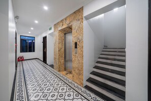 Elevator