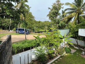 Property grounds - Beach & River Villa Namal Balapitiya – AC, Wi-Fi, Family-Friendly (Balapitiya)