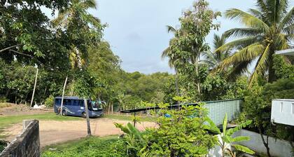 Beach & River Villa Namal Balapitiya – AC, Wi-Fi, Family-Friendly