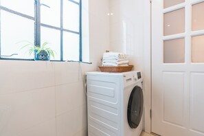 Suite | Bathroom