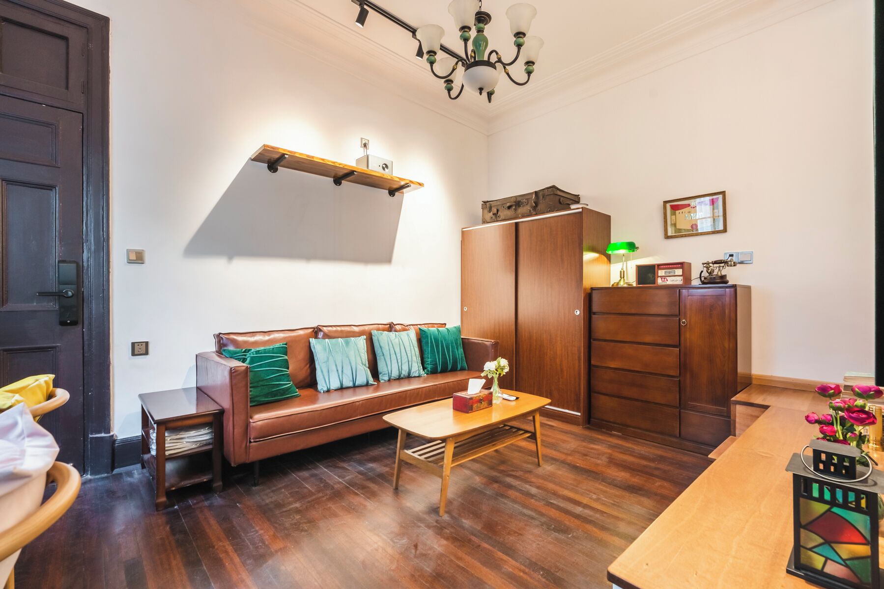 Suite | Sala de estar | Televisión de pantalla plana 