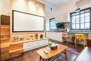 Suite | Living room
