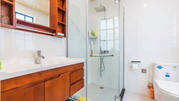 Svíta | Baðherbergi