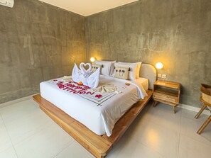 Villa, 1 Bedroom, Private Pool | Desk, free WiFi