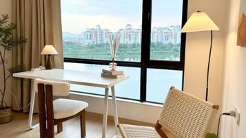 Apartament superior, 2 dormitoris, balcó, vistes a la ciutat | Vista des de l'habitació