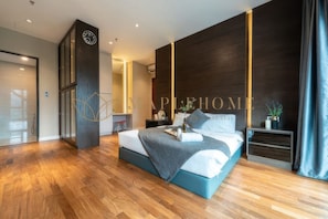 Superior Apartment, 3 Bedrooms, Balcony, City View