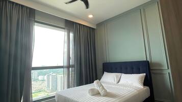 Superior Apartment, 3 Bedrooms, Balcony, City View | Desk, laptop workspace, iron/ironing board, free WiFi