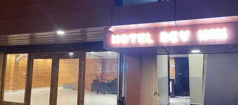 Hotel DEv Inn