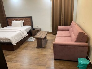 Phòng Suite dành cho gia đình | Két bảo mật tại phòng, màn/rèm cản sáng 