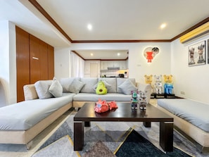 Apartemen Superior, 3 kamar tidur, balkon, pemandangan kota | Area keluarga