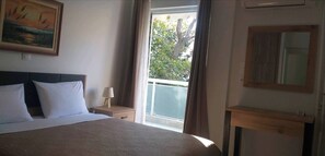 2 chambres, fer et planche à repasser, accès Internet, draps fournis
