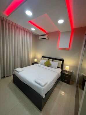 1 bedroom, internet, wheelchair access - Charming Amman Apartent with City Views (Amman)