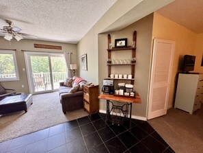 Smart TV, fireplace, table tennis