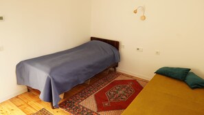 3 chambres, fer et planche Ă repasser, Wi-Fi, draps fournis