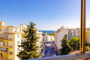 Imagen sin descripción, 5 de 26, botón