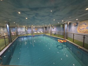 Indoor pool - Taj Celine Hotel (Jeddah)