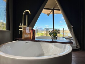 Premium Tent | Bathroom | Separate tub and shower, free toiletries, hair dryer, bathrobes