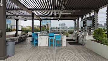 Piscine extérieure (ouverte en saison)