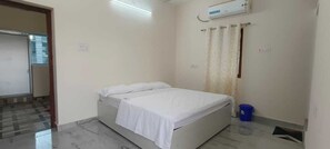 Chambre Double Familiale, balcon, vue montagne | Équipements de la chambre